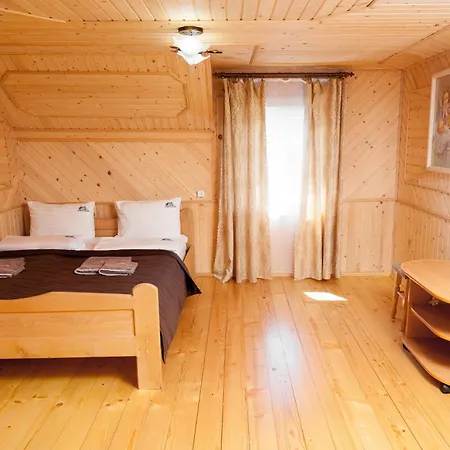 глемпінг хатинка на полонині