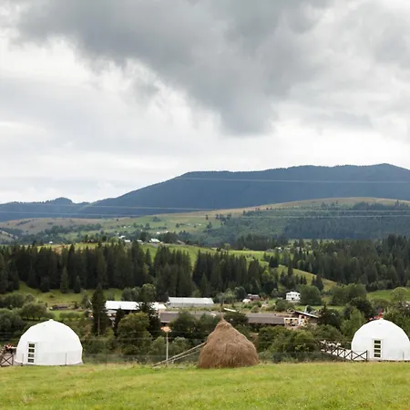 глемпінг хатинка на полонині Krivopol'ye