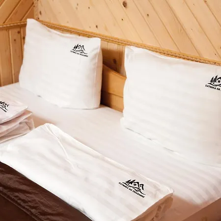 Campsite глемпінг хатинка на полонині