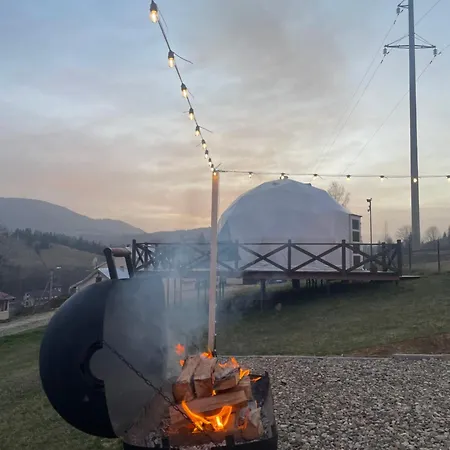 Campsite глемпінг хатинка на полонині *
