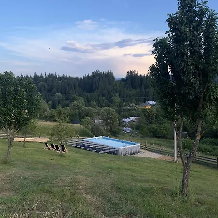 глемпінг хатинка на полонині